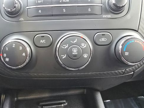 Used 2015 Kia Forte EX image 25