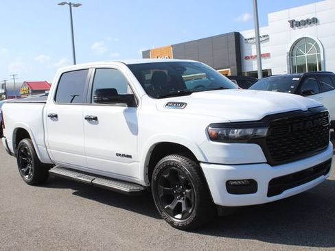 Used 2025 RAM 1500 Big Horn AWD/4WD image 1
