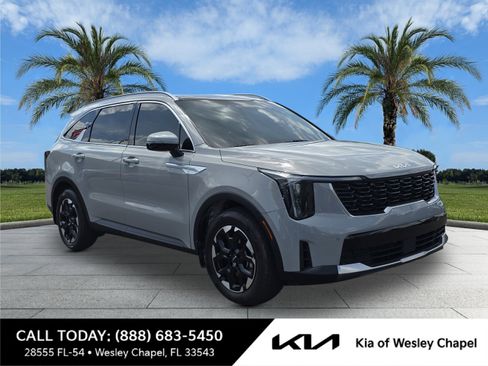 Certified 2024 Kia Sorento S w/ Panoramic Sunroof Package FWD image 1