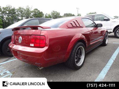 Used 2006 Ford Mustang Coupe RWD image 5