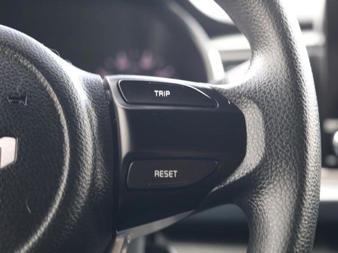 Used 2022 Kia Rio LX image 13