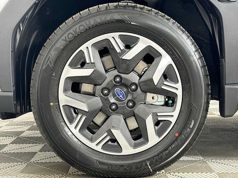 Certified 2026 Subaru Forester Premium w/ Base/Premium Package AWD/4WD image 29