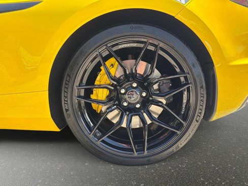 Used 2025 Chevrolet Corvette Z06 RWD image 14
