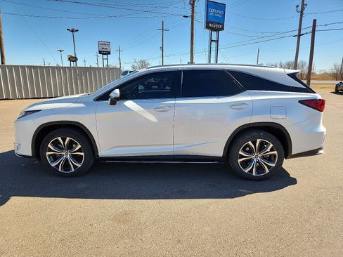 Used 2022 Lexus RX 350L FWD w/ Premium Package image 2