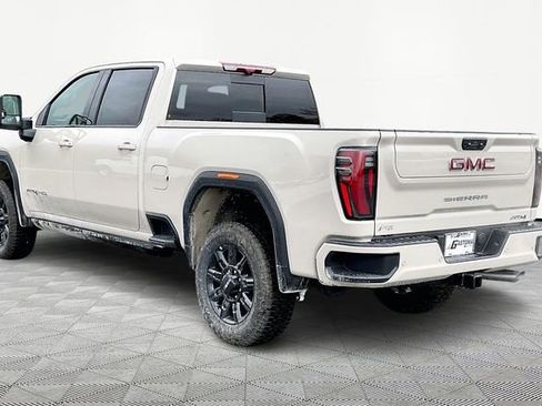 New 2026 GMC Sierra 2500 AT4 w/ AT4 Premium Plus Package image 4