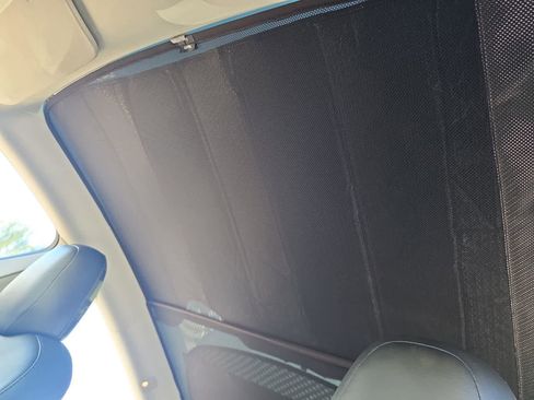 Used 2022 Tesla Model Y Performance image 20