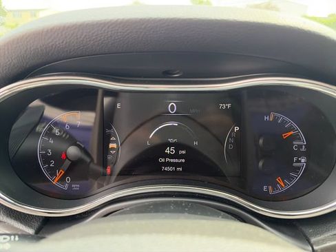Used 2018 Jeep Grand Cherokee Limited w/ Luxury Group II AWD/4WD image 16