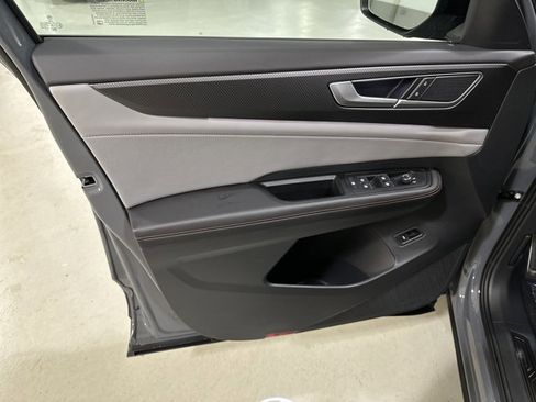 New 2026 Volkswagen Atlas Peak Edition AWD/4WD image 18