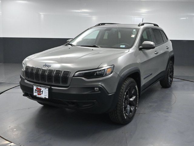 Used 2019 Jeep Cherokee Latitude AWD/4WD image 9
