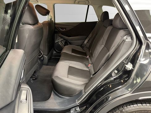 Used 2022 Subaru Outback Premium AWD/4WD image 13