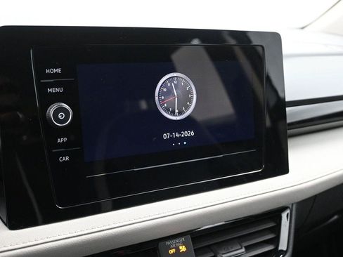 Certified 2025 Volkswagen Taos S AWD/4WD image 4