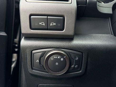 Used 2020 Ford F150 Raptor w/ Equipment Group 802A Luxury image 46