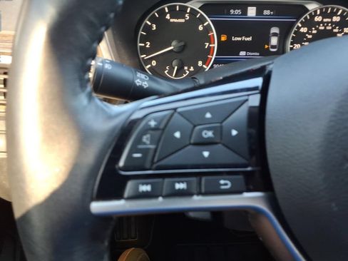 Used 2021 Nissan Altima 2.5 Platinum AWD/4WD image 18