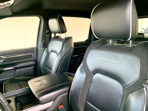 Used 2025 RAM 1500 Laramie image 13