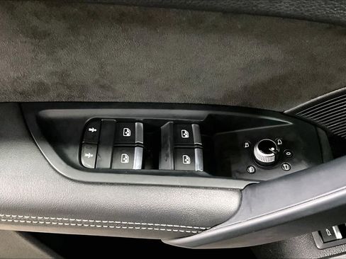 Used 2020 Audi SQ5 Premium Plus w/ Premium Plus Package image 35