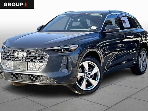 Used 2025 Audi Q5 Premium Plus w/ Premium Plus image 1