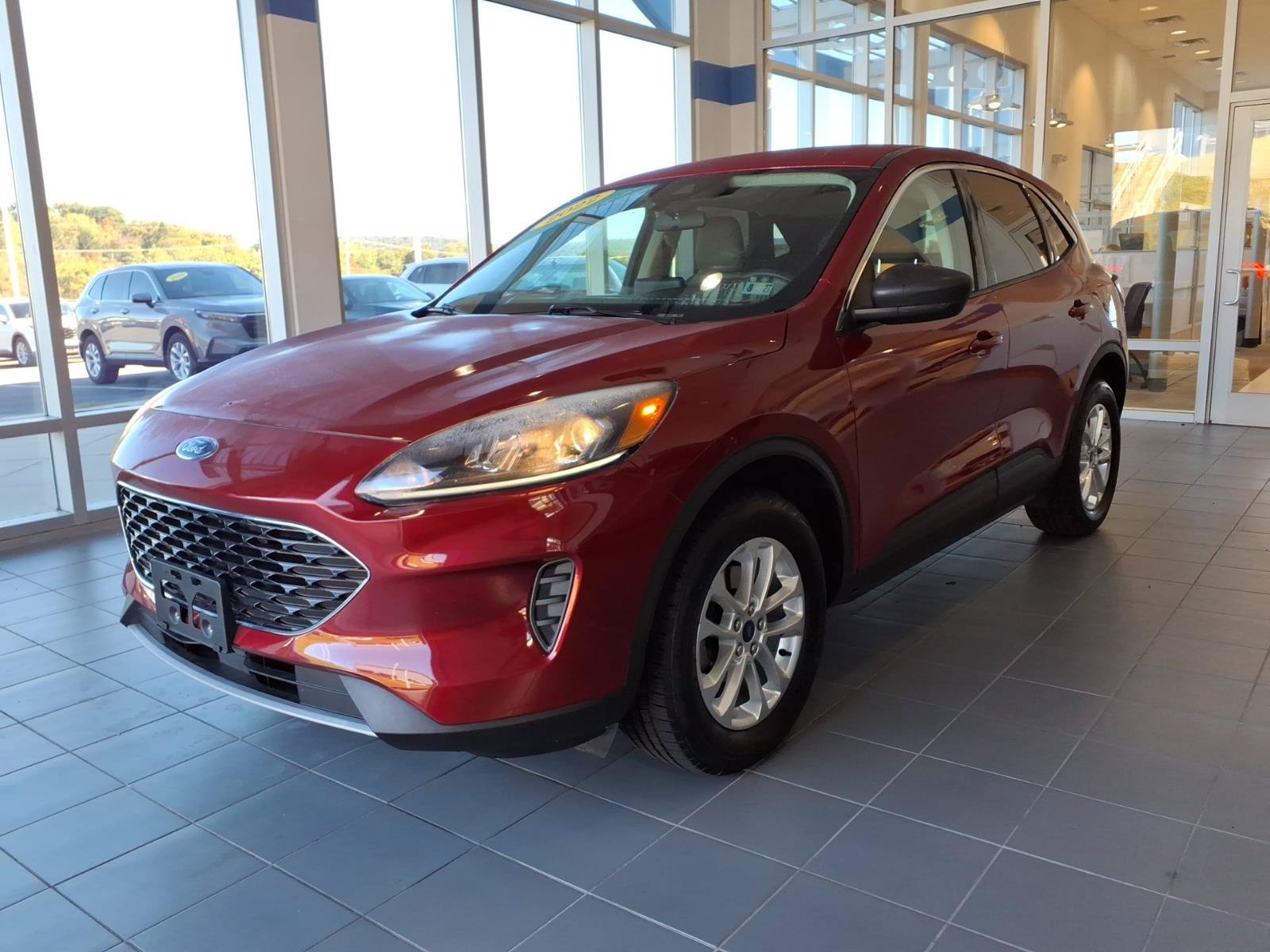 Used 2022 Ford Escape SE w/ Convenience Package AWD/4WD image 9
