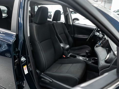 Used 2017 Toyota RAV4 XLE w/ All Weather Liner Package AWD/4WD image 11