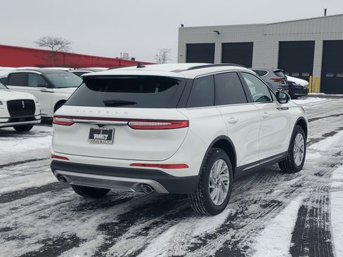 New 2026 Lincoln Corsair Premiere image 4