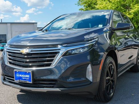 Used 2022 Chevrolet Equinox LT image 2