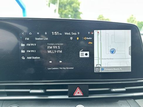 Used 2024 Hyundai Elantra Limited FWD image 25