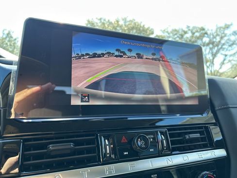 New 2026 Nissan Pathfinder SV image 34