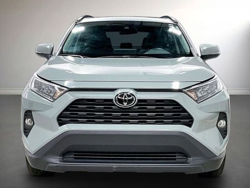 Used 2021 Toyota RAV4 XLE w/ Convenience Package AWD/4WD image 2