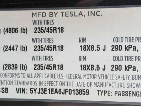 Used 2018 Tesla Model 3 Long Range image 29