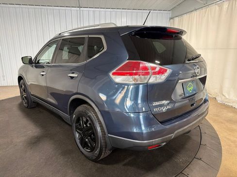 Used 2016 Nissan Rogue S w/ Appearance Package AWD/4WD image 6