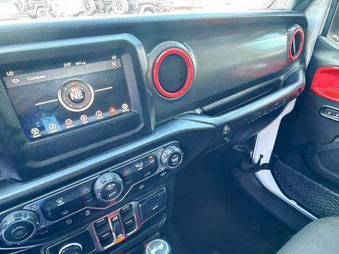 Used 2023 Jeep Wrangler Sport S image 24