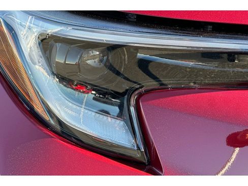 Used 2026 Toyota Corolla SE w/ SE Premium Package FWD image 29