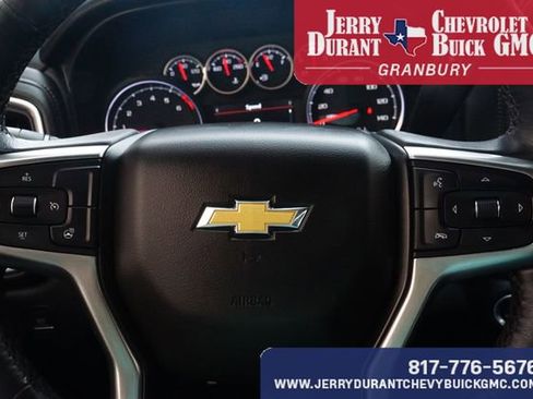 Used 2022 Chevrolet Silverado 2500 LT w/ Convenience Package image 13