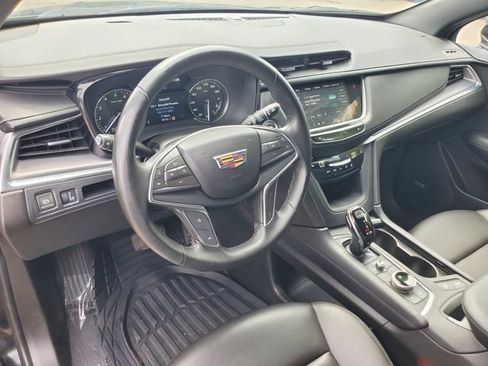 Used 2024 Cadillac XT5 Luxury AWD/4WD image 17