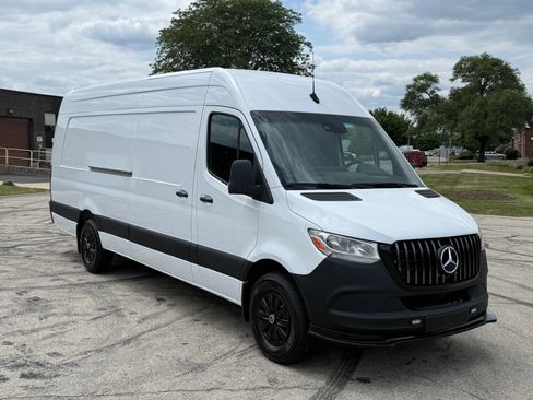 Used 2020 Mercedes-Benz Sprinter 2500 w/ Comfort Plus Package image 1