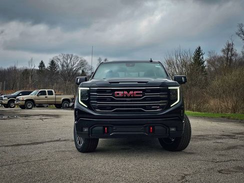 New 2026 GMC Sierra 1500 AT4 w/ AT4 Premium Package AWD/4WD image 10