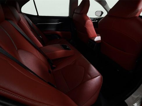 Used 2023 Toyota Camry XSE w/ Navigation Package image 35