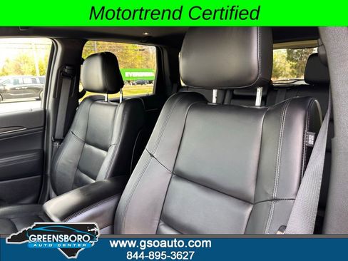 Used 2021 Jeep Grand Cherokee Limited image 16