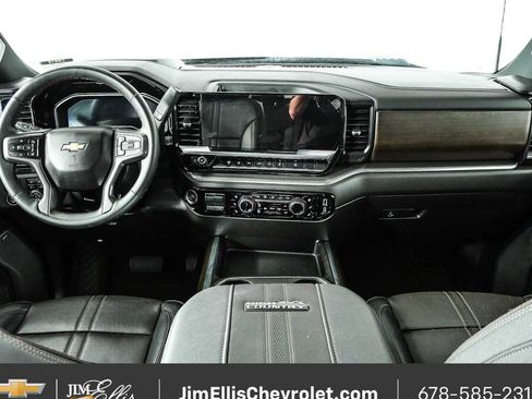 Used 2025 Chevrolet Silverado 2500 High Country w/ High Country Premium Package AWD/4WD image 20