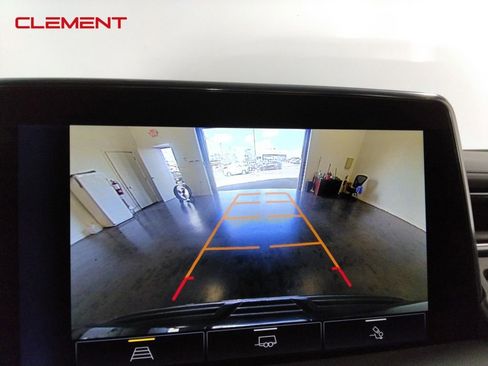 Used 2023 Chevrolet Tahoe Z71 image 24