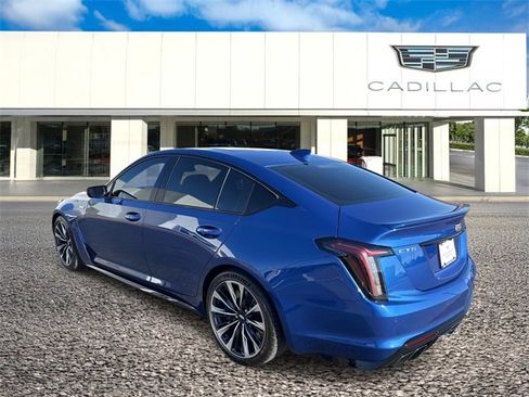 Certified 2022 Cadillac CT5 V Blackwing image 2