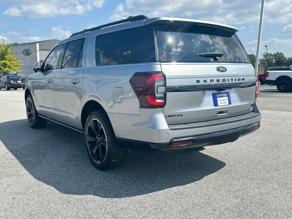 Used 2024 Ford Expedition Max Limited RWD image 6