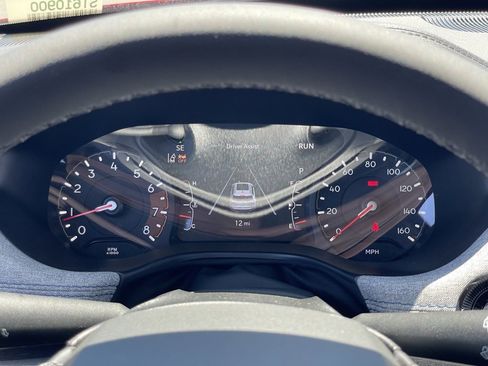 New 2025 Jeep Compass Latitude image 25