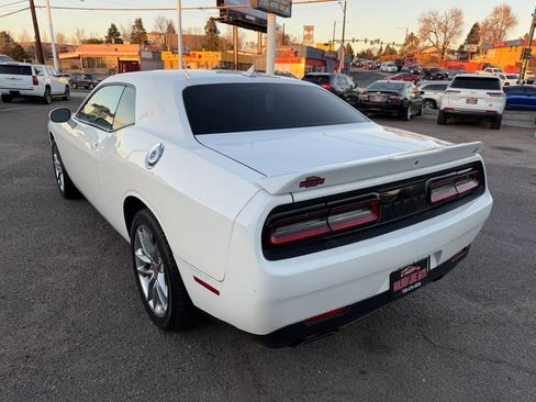 Used 2022 Dodge Challenger GT w/ Plus Package image 6