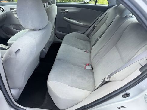 Used 2011 Toyota Corolla LE FWD image 15