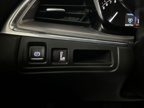 Used 2018 Cadillac XT5 Luxury image 19