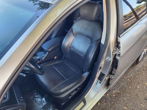 Used 2014 Kia Cadenza Premium image 11