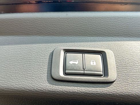 Used 2024 Mitsubishi Outlander SE AWD/4WD image 13