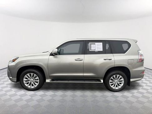 Used 2023 Lexus GX 460 Premium w/ Premium Plus Package image 8