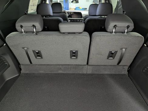 New 2026 Chevrolet Traverse LT image 15