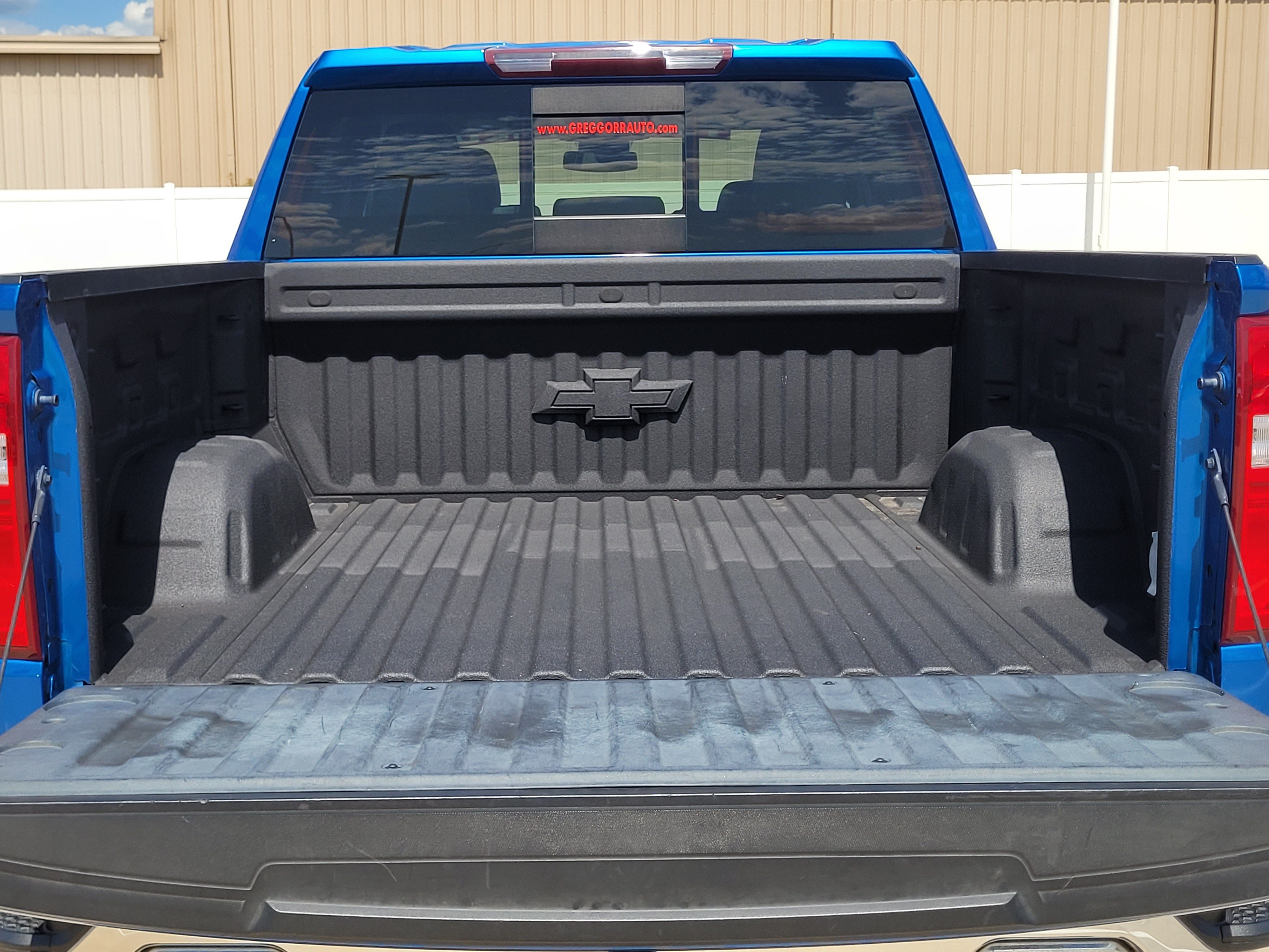 Used 2022 Chevrolet Silverado 1500 LTZ AWD/4WD image 9